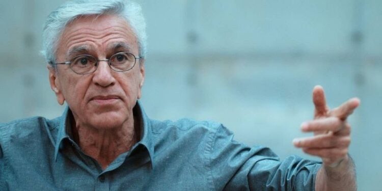 Canção dos Gershwin regravada por Caetano Veloso ganha clipe inspirado em Pina Baush