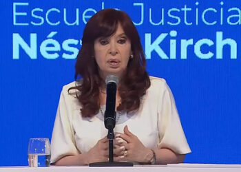 Cristina Fernández afirma que acordo com o FMI é “inflacionário” para a Argentina