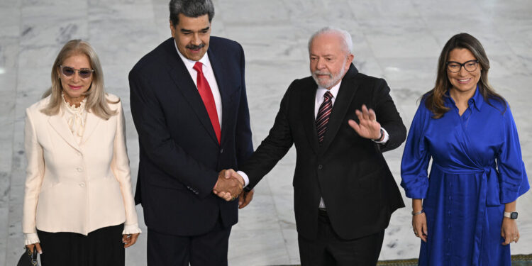 Lula recebe Maduro no Palácio do Planalto, em Brasília