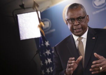 Chefe do Pentágono alerta para possível “incidente que pode ficar fora de controle” entre os EUA e a China