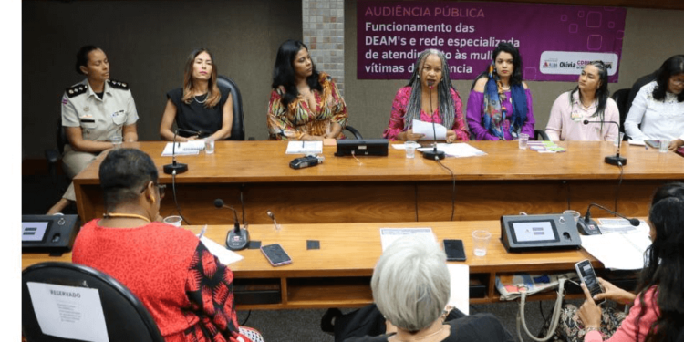 Funcionamento das Deams é tema de debate no Colegiado da Mulher