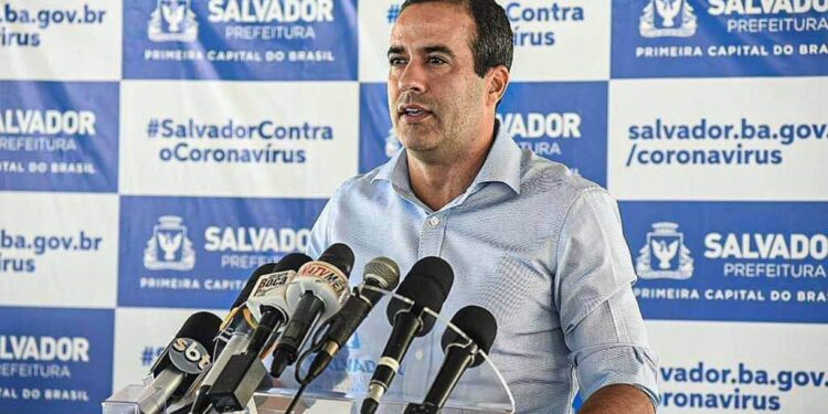 Prefeito Bruno Reis veta projeto que buscava extinguir a validade dos créditos do SalvadorCard