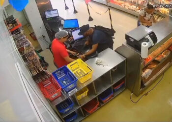 Assalto em loja do Frigorífico Soares em Paripe, Salvador, é capturado por câmera de vigilância