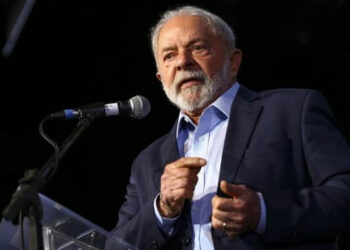 Governo Lula anuncia abertura de novos concursos públicos para órgãos federais
