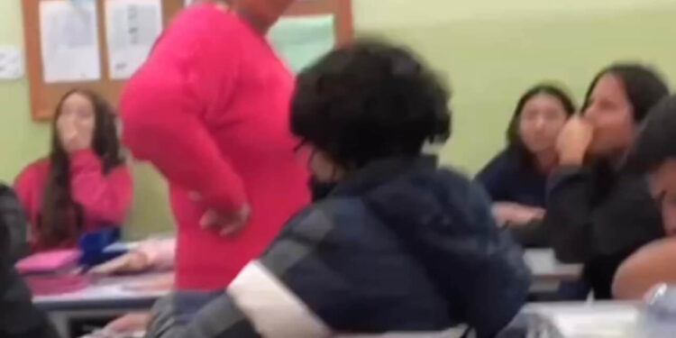 Inspectora de escola em Curitiba é acusada de racismo contra aluno negro