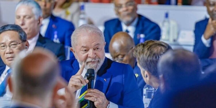 Lula cobra mudanças no sistema internacional em discurso para líderes mundiais