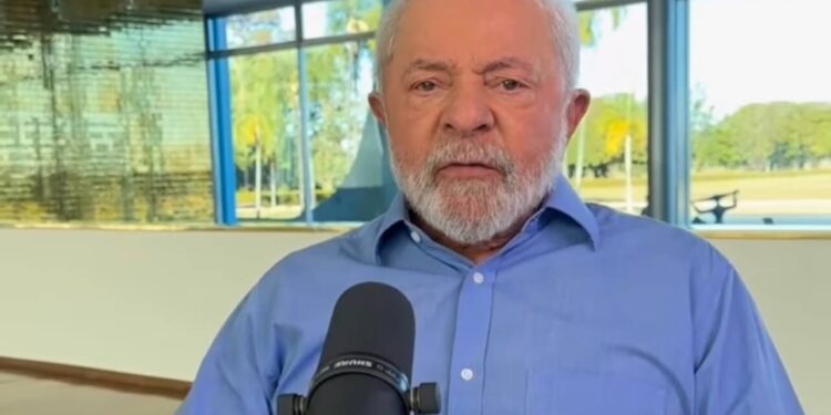Tributação de juros: Lula critica discrepância entre crédito consignado e empréstimos a empresários