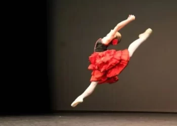 Festival Internacional de Dança é realizado no Teatro Municipal de Marília