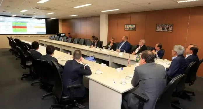 Reunião entre governador e VoePass Linhas Aéreas amplia oferta de voos diretos na Bahia