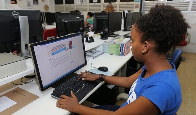 Governo do Estado libera nova parcela do programa Mais Futuro, beneficiando estudantes universitários em situação de vulnerabilidade socioeconômica