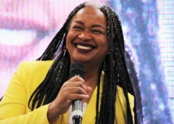 Deputada Olívia Santana é aprovada pelo PCdoB para disputar Prefeitura de Salvador em 2024