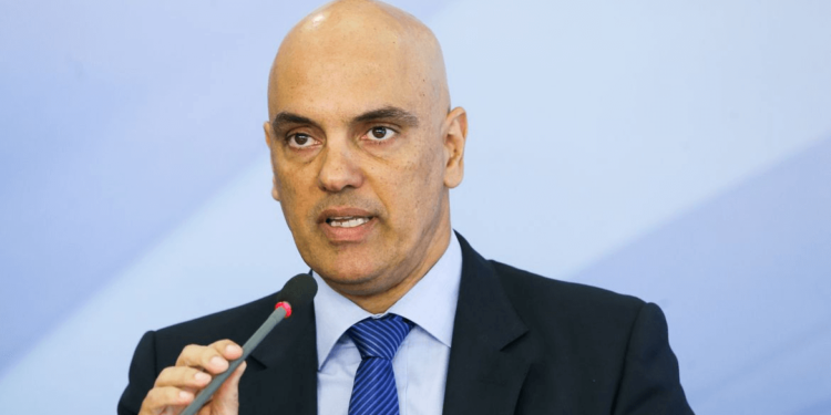Ministro Alexandre de Moraes comemora responsabilização de 1,2 mil réus após 6 meses do 8 de janeiro: ‘Democracia fortalecida