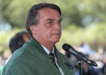 Falta de apoio militar pode levar Bolsonaro à condenação