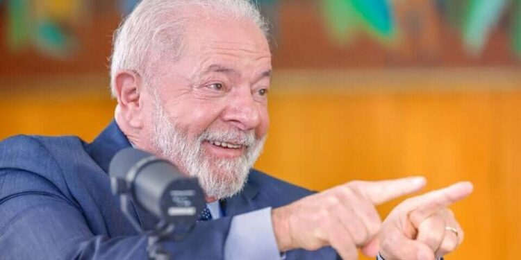 Governo Federal Anuncia Iniciativas para Estímulo ao Empreendedorismo e Geração de Empregos