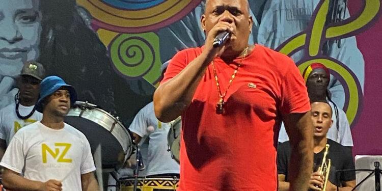 Cantor Baiano Narcizinho se Apresentará no Celebra Brasil em Buenos Aires na Argentina