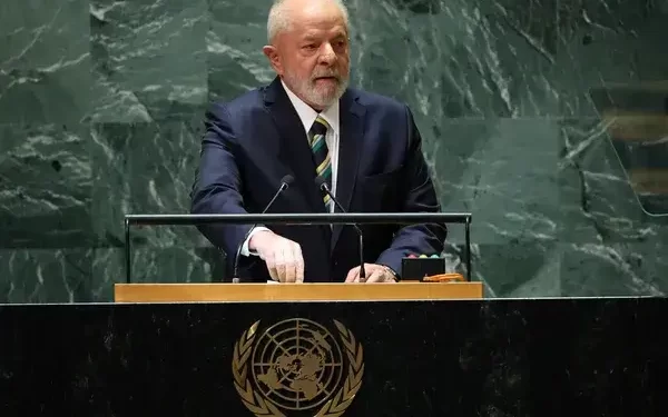 Lula cobra combate à desigualdade e diálogo na guerra na Ucrânia em discurso