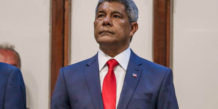 Governador Jerônimo e autoridades da Bahia lamentam morte de médico baiano executado no Rio de Janeiro