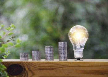 Conta de luz cara? Veja as maiores formas de barganhar DESCONTOS mensais