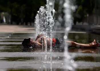 Ola de Calor Extrema no Brasil: Sensação Térmica em Río de Janeiro Supera 58 Graus