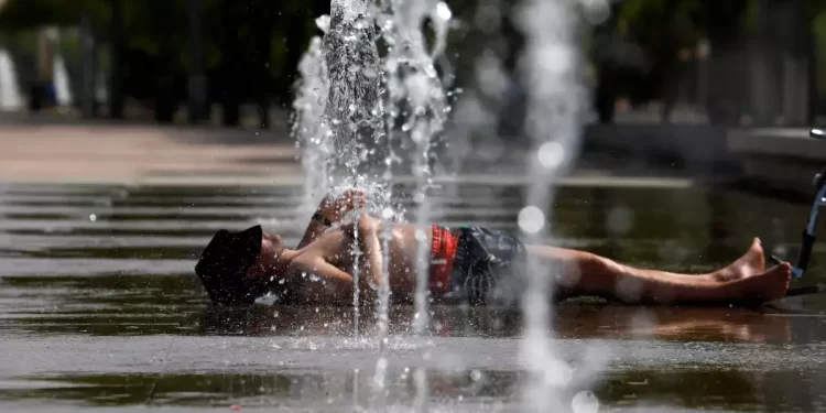 Ola de Calor Extrema no Brasil: Sensação Térmica em Río de Janeiro Supera 58 Graus
