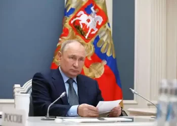 Putin, aberto a negociações de paz com a Ucrânia: “Devemos pensar em como parar esta tragédia”