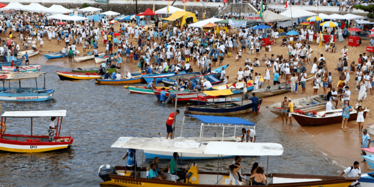 Festa de Iemanjá, nesta sexta (2), terá ação de combate ao racismo e à intolerância religiosa