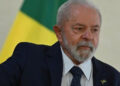 Lula pede desculpas a Brizola e Darcy e se rende aos Cieps
