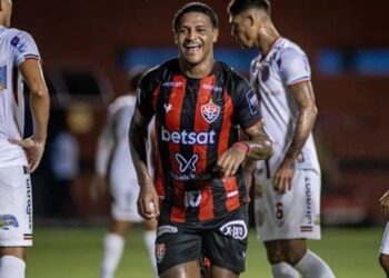 Vitória vence Atlético de Alagoinhas por 3 a 0 e assume vice-liderança no Campeonato Baiano