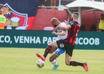 Ingressos para jogo de ida da final do Baianão estão esgotados