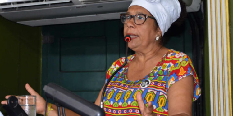 Vereadora critica Prefeitura de Salvador por recusar investimentos do Novo PAC do Governo Federal