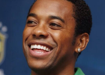 Defesa de Robinho contesta possibilidade de cumprimento de pena no Brasil