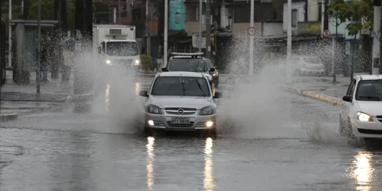 Salvador já choveu mais que o dobro esperado para abril