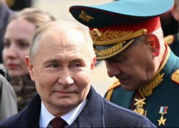 Putin destitui Ministro da Defesa da Rússia e promove mudanças no governo