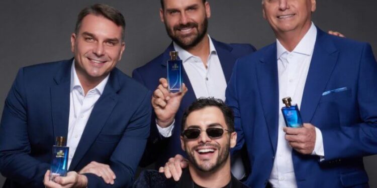 Bolsonaro lança perfume “Mito” com participação dos filhos Flávio e Eduardo