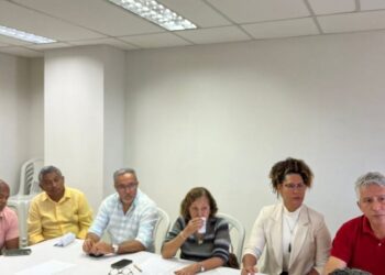 Pré-candidatos a Prefeito e Vice de Salvador, Geraldo Júnior e Fabya, Participam de Reunião Estratégica para Lançamento do “Pensar Salvador”