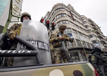 O presidente da Bolívia, Luis Arce, garante que o país enfrenta uma “tentativa de golpe de estado”