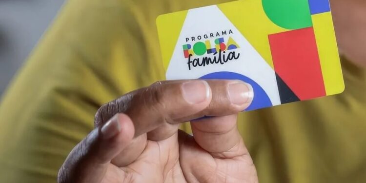 Calendário de julho chega com PAUSA de pagamento no Bolsa Família; veja explicação do governo
