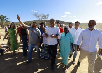 Governo baiano entrega nova infraestrutura e casas para comunidade quilombola de Seabra