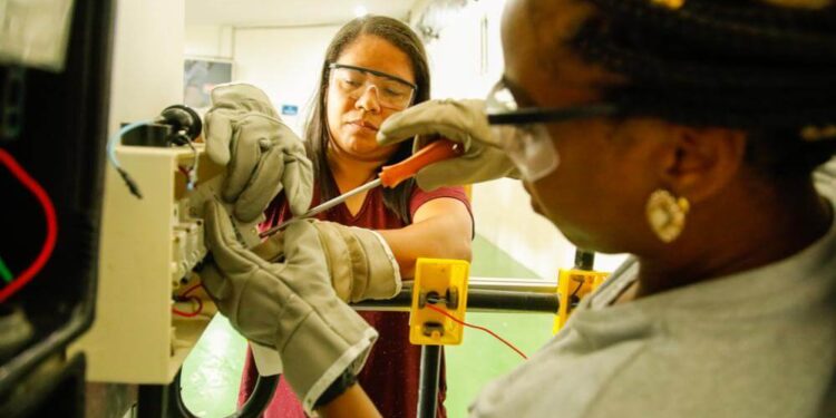 Prefeitura abre inscrições para curso Reformar é com Elas