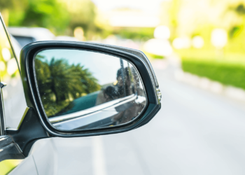 LEI dos retrovisores: entenda o que está em funcionamento e já pode gerar multas para você