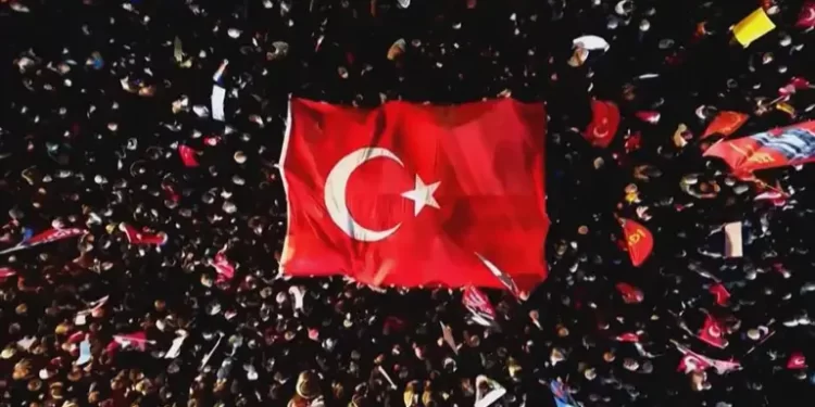 Protestos e detenções na Turquia geram preocupação internacional