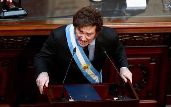 Milei anuncia que estrangeiros que fizerem ‘investimentos relevantes’ na Argentina poderão solicitar cidadania