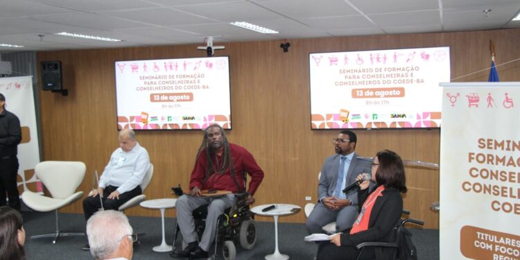 Lei Brasileira de Inclusão é discutida em capacitação do Coede-BA