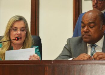 ALBA aprova pagamento de abono de 20% aos professores