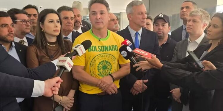 Julgamento no STF: deputados da oposição se reúnem e dizem que vão elevar pressão por anistia