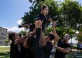 Focus Cia de Dança leva arte às ruas do Terreiro de Jesus com a performance “Trupe”