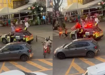 Agente da Transalvador sofre fratura no nariz durante confusão no Porto da Barra