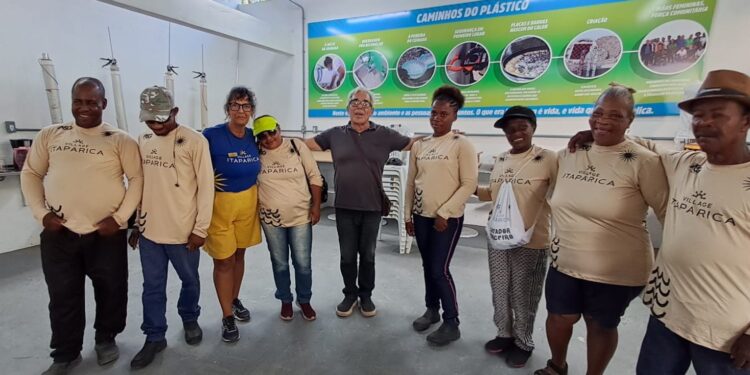 Iniciativa social fortalece atuação de catadores de recicláveis na Ilha de Itaparica