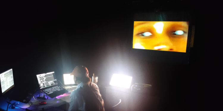 MAB recebe temporada gratuita de “OSSALITRES”, nova crioullage de Diego Araúja, de 28 de março a 01 de abril