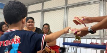 Ação multiprofissional promove educação em saúde e desenvolvimento infantil no Multicentro Carlos Gomes